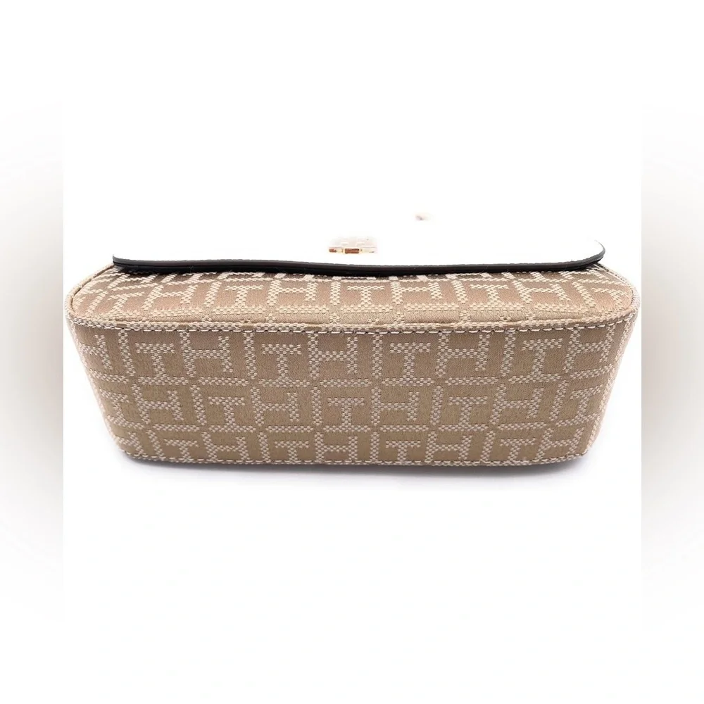 Tommy Hilfiger shoulder bag - Picture 5 of 5